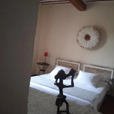 D'hotes Face Au Lavoir B&B *